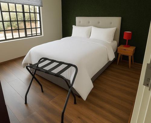 Zwartkop House | Hippo Zwartkop Suites