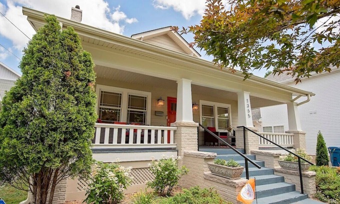 Rountree Apartment | Historic Home Near MSU | Fenced Yard | Fire Pit | Family & Pet-Friendly