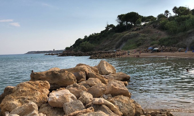 Isola di Capo Rizzuto Apartment | Holiday Apartment "Capo Rizzuto 3" with Sea View, Private Terrace & Wi-Fi