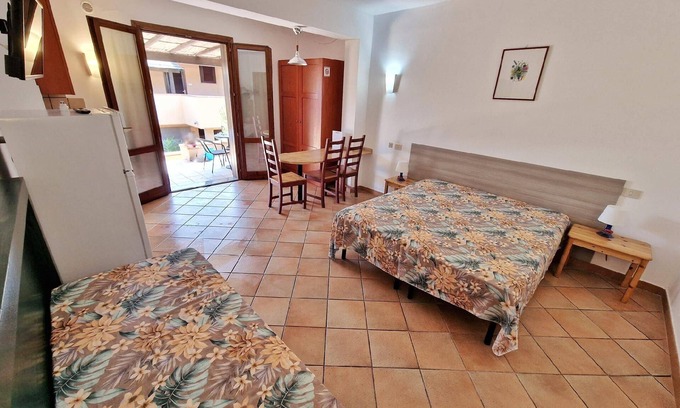 Campo nell'Elba Apartment | Holiday apartment Marina di Campo for 1 - 2 persons - Row house