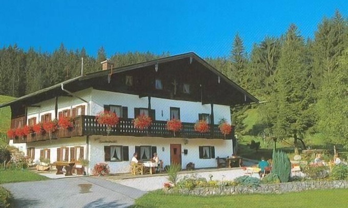 Bischofswiesen Apartment | Holiday apartment Bischofswiesen for 1 - 4 persons with 2 bedrooms - Holiday apartment