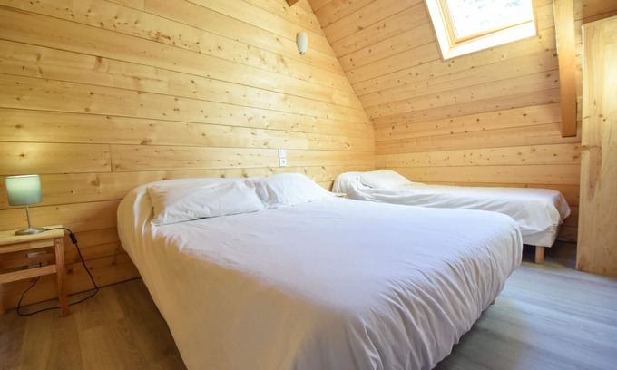Luz-Saint-Sauveur Apartment | Holiday apartment Luz St Sauveur for 1 - 10 persons with 4 bedrooms - Row house