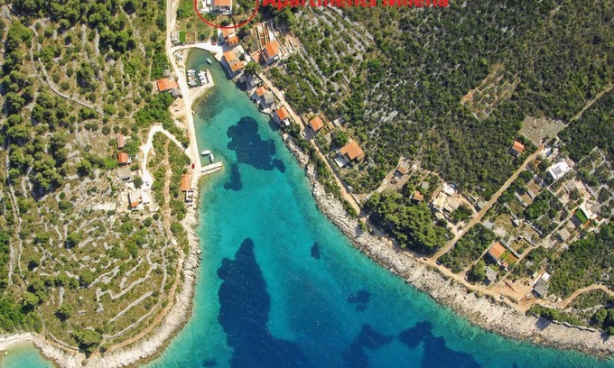 Cove Donja Krusica (Donje selo) Apartment | Holiday apartment Grohote for 1 - 4 persons with 2 bedrooms - Row house