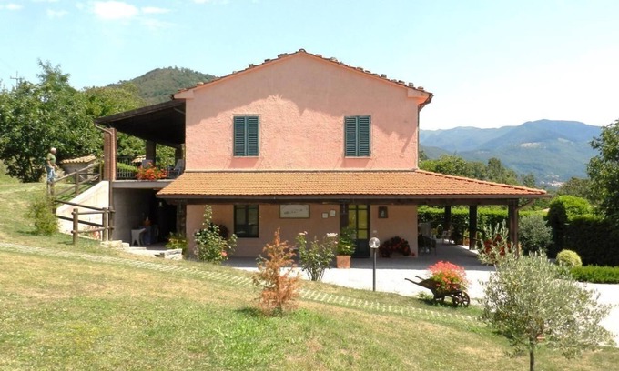 San Marcello Piteglio Apartment | Holiday apartment Popiglio for 2 - 6 persons with 2 bedrooms - Holiday apartment
