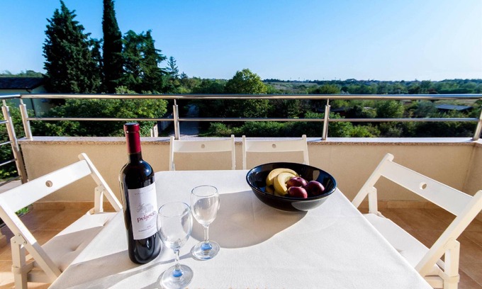 Monterol Apartment | Holiday apartment Umag for 1 - 4 persons with 2 bedrooms - Holiday apartment
