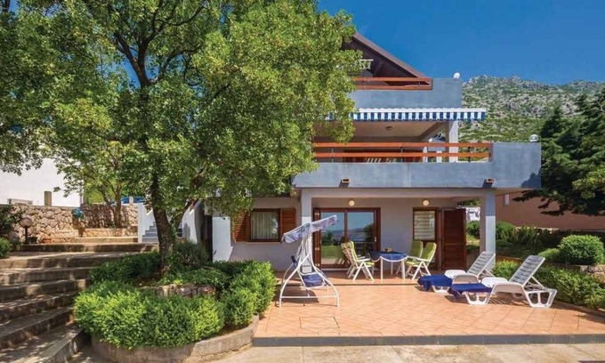 Cesarica Apartment | Holiday apartment With sea view
