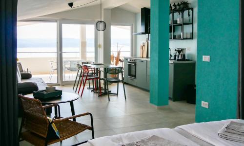 Marusici Apartment | holiday by the sea