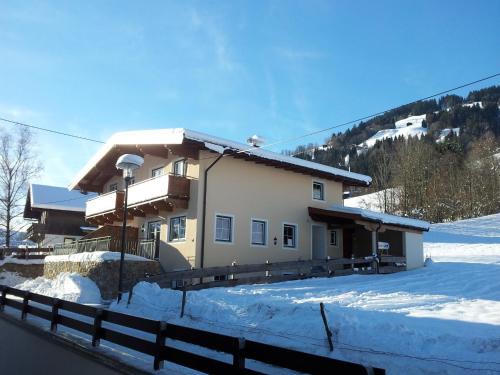 Moosen House | Holiday Home Brixen near Skiwelt Slopes