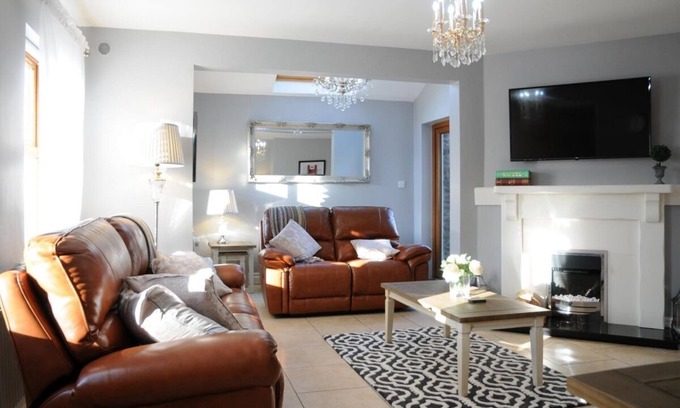 Dingle House | Holiday Home Dingle 3 bedroom house VRBO