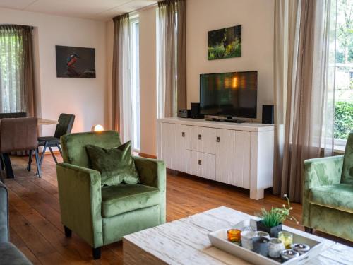 Bosgebied Hoenderloo House | Holiday Home Douglas by Interhome