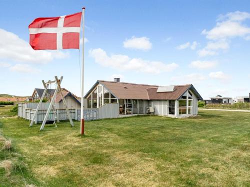 Vrist Strand House | Holiday Home Emppu - 250m from the sea by Interhome