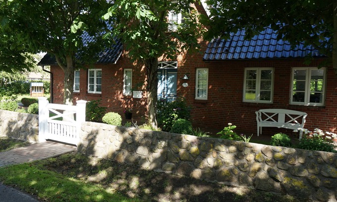 Borgsum House | Holiday home for 6 guests with 100m² in Borgsum (51365)
