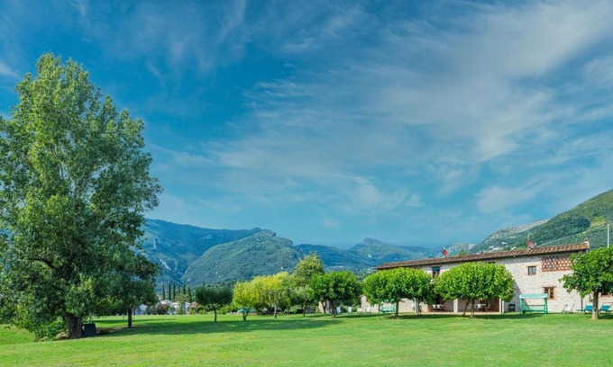 Camaiore House | Holiday Home I Pioppi - CMA107 by Interhome