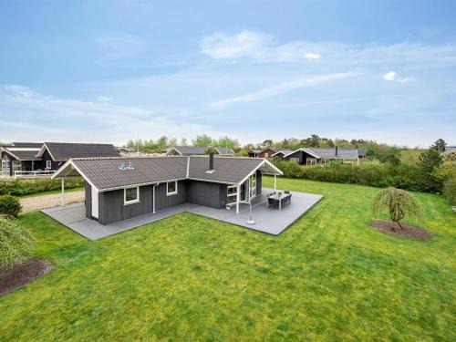 Skaven Strand House | Holiday Home Ingbritt - 700m to the fjord by Interhome