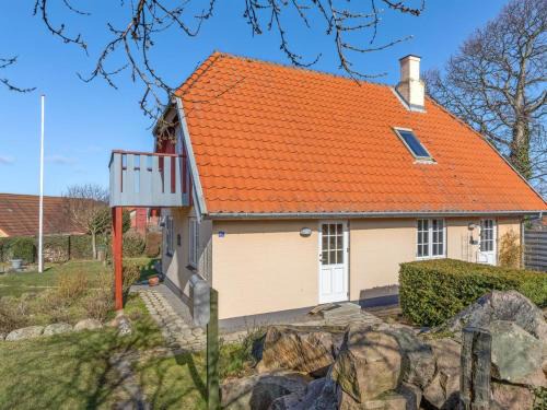 Sandvig House | Holiday Home Jolin - 200m from the sea by Interhome