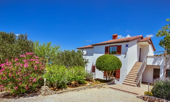 Krusevo House | Holiday Home Kate by Interhome