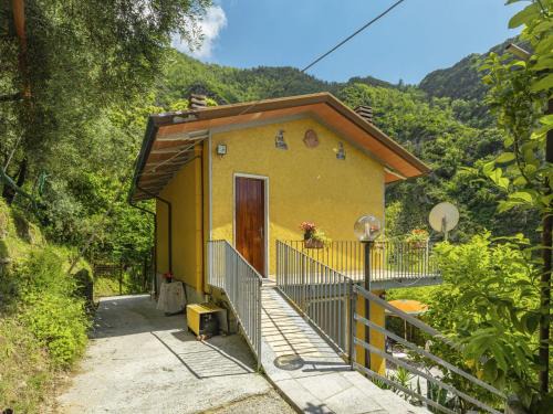 Montignoso House | Holiday Home La Sperduta by Interhome