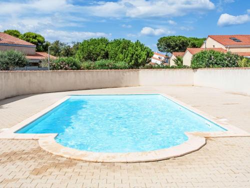 Torreilles House | Holiday Home Le Mas de Torreilles-4 by Interhome