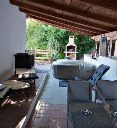 Breznik Plesivicki House | Holiday Home Nature Plesivica