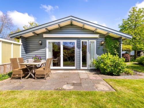 Sint Maartensvlotbrug House | Holiday Home Rusthoeve 28 by Interhome