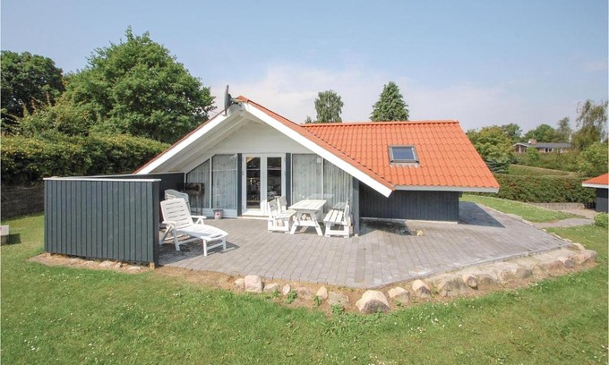 Hejlsminde Strand House | Holiday Home Rønnebærvænget Hejls