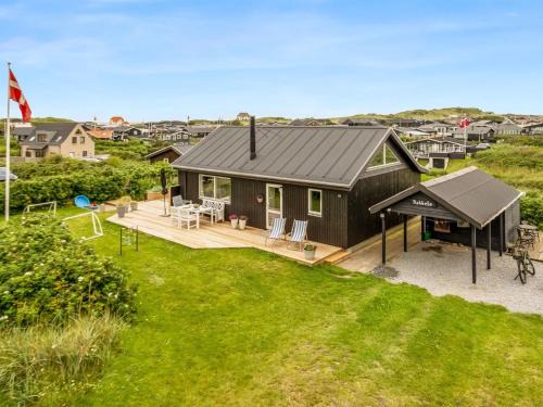Lokken House | Holiday Home Regnwald - 400m from the sea by Interhome