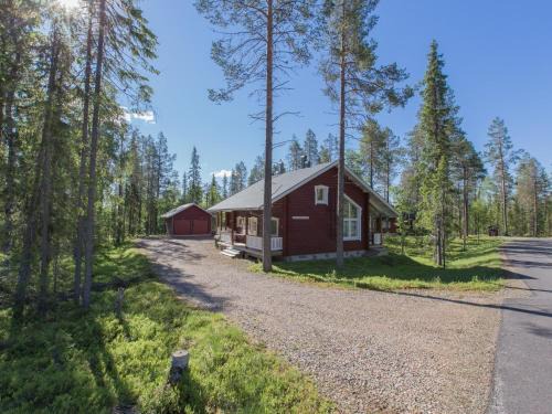Yllas House | Holiday Home Sammalkaltio 2 by Interhome