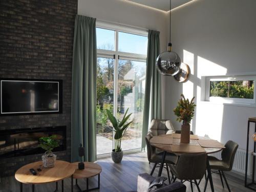 Bosgebied Hoenderloo House | Holiday Home Tiny House by Interhome
