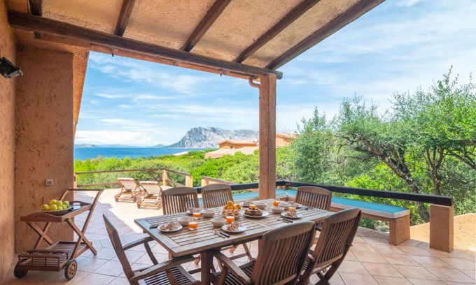 San Teodoro House | Holiday Home Vanessa by Interhome
