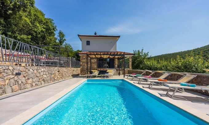 Novi Vinodolski House | Holiday house Gornji Zagon for 2 - 8 persons with 3 bedrooms - Holiday home