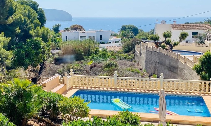 Moravit House | Holiday house in Moraira with beautiful sea views, private pool, internet, A/C