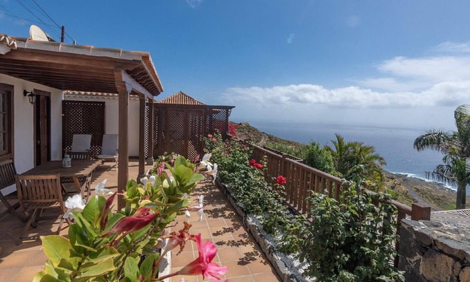 Villa de Mazo House | Holiday house Malpaises for 1 - 3 persons with 1 bedroom - Holiday home