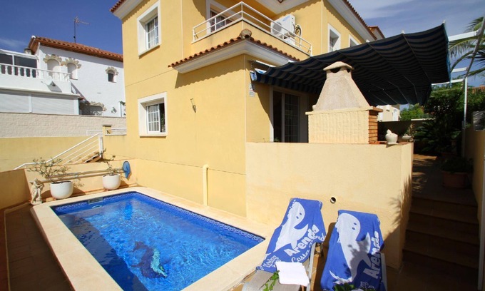 Miami Platja House | Holiday house Miami-Platja for 1 - 7 persons with 4 bedrooms - Holiday home