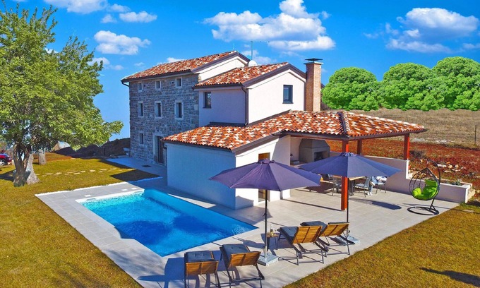 Marusici House | Holiday house Momjan for 1 - 6 persons with 2 bedrooms - Holiday home