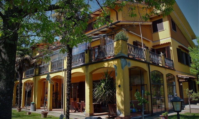 Castelfranco Piandisco House | Holiday house Pian di Sco for 1 - 9 persons with 4 bedrooms - Twin house