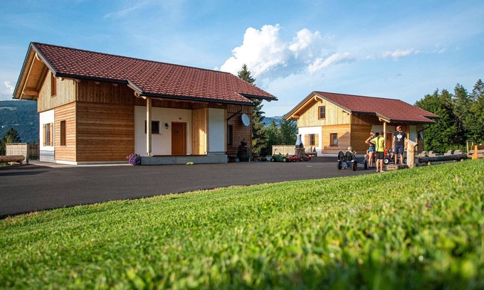 Schlanitzen House | Holiday house Tröpolach for 1 - 8 persons with 3 bedrooms - Holiday house