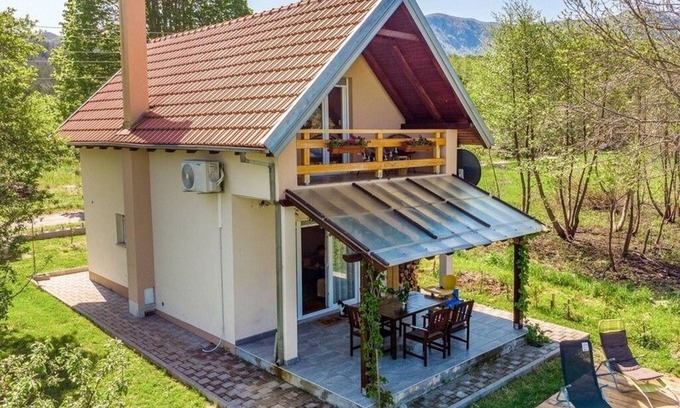 Gracac House | Holiday house with a parking space Srb, Zagora (K-24378)