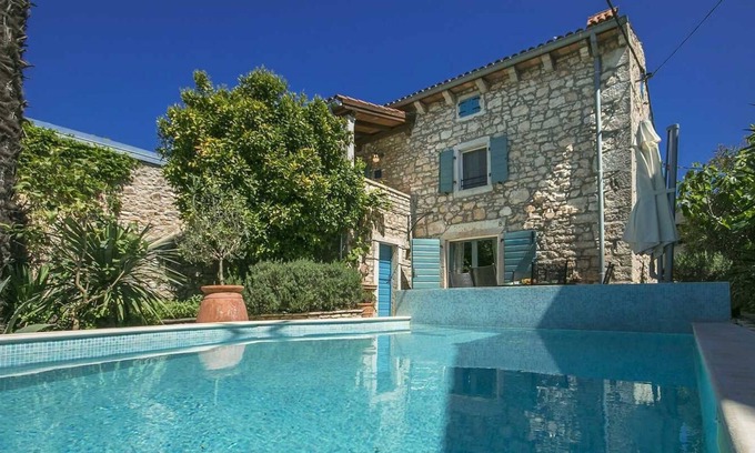 Musalez Villa | Holiday house with pool and sauna near Poreč