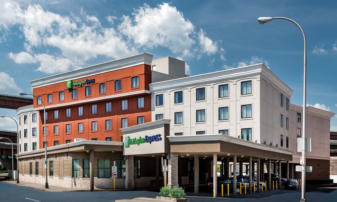Downtown Albany Hotel | Holiday Inn Express Albany Downtown, an IHG Hotel