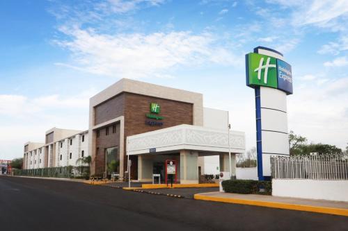 Piedras Negras Hotel | Holiday Inn Express Piedras Negras by IHG