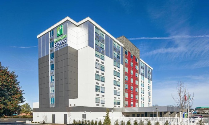 Richmond Hotel | Holiday Inn Express Richmond - Midtown by IHG
