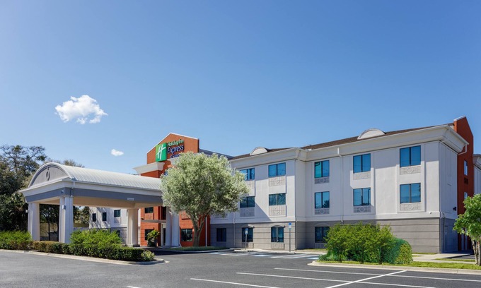 North Beach Hotel | Holiday Inn Express & Suites Jacksonville - Atlantic Beach by IHG