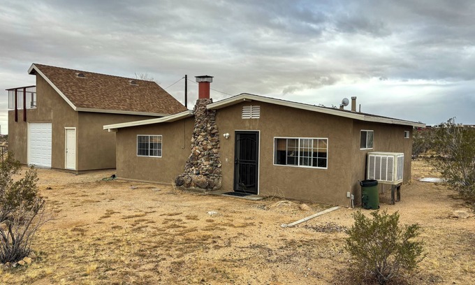 Landers House | Home in Landers