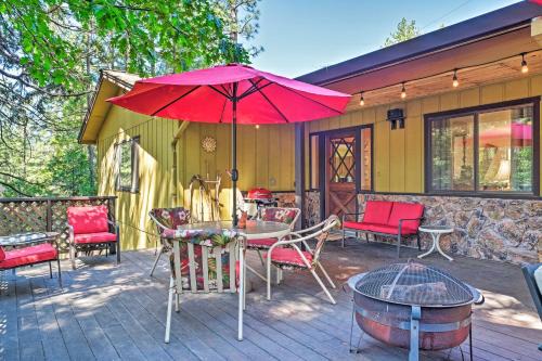 Twain Harte House | Home with Serene Deck in Twain Harte!