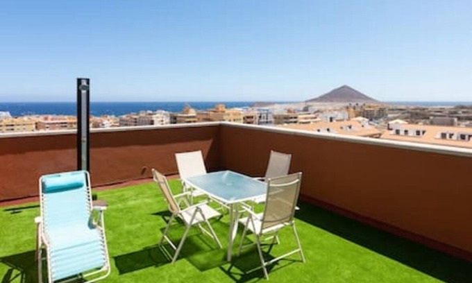 El Medano Apartment | Home2Book Duplex El Medano Pool & Terrace