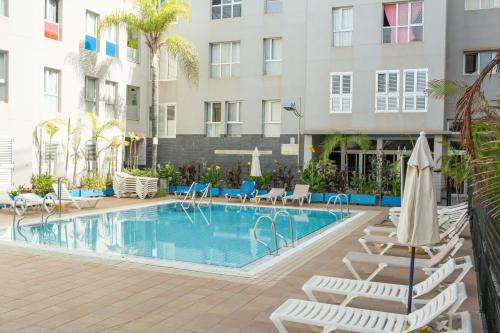 Sardina Apartment | Home2Book Sunny Getaway & Pool in Gáldar