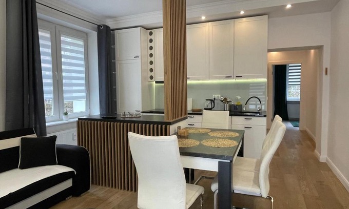 Gorny Sopot Apartment | Home3city White Pearl