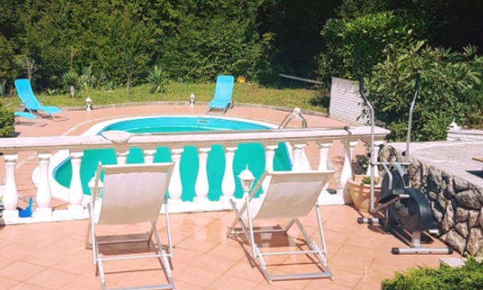 Jadranovo Villa | Homerez - 100 m away from the beach! Villa for 11 ppl. with swimming-pool