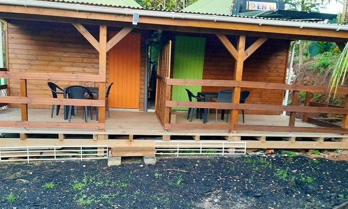 Petit-Bourg House | Homerez - Nice bungalow 15 km away from the beach for 2 ppl. at Petit-Bourg