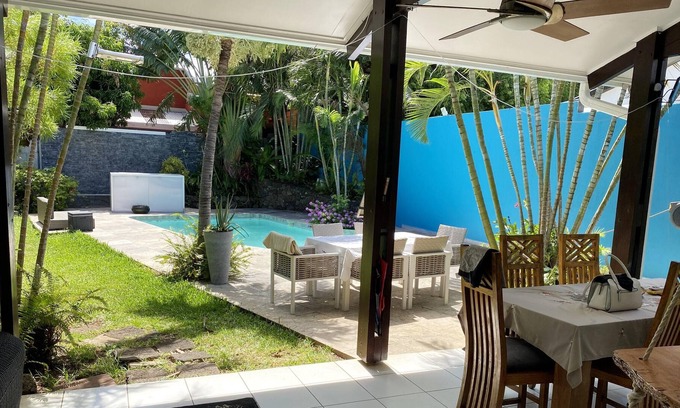 Centre-Ville Villa | Homerez - Spacious villa With swimming pool
